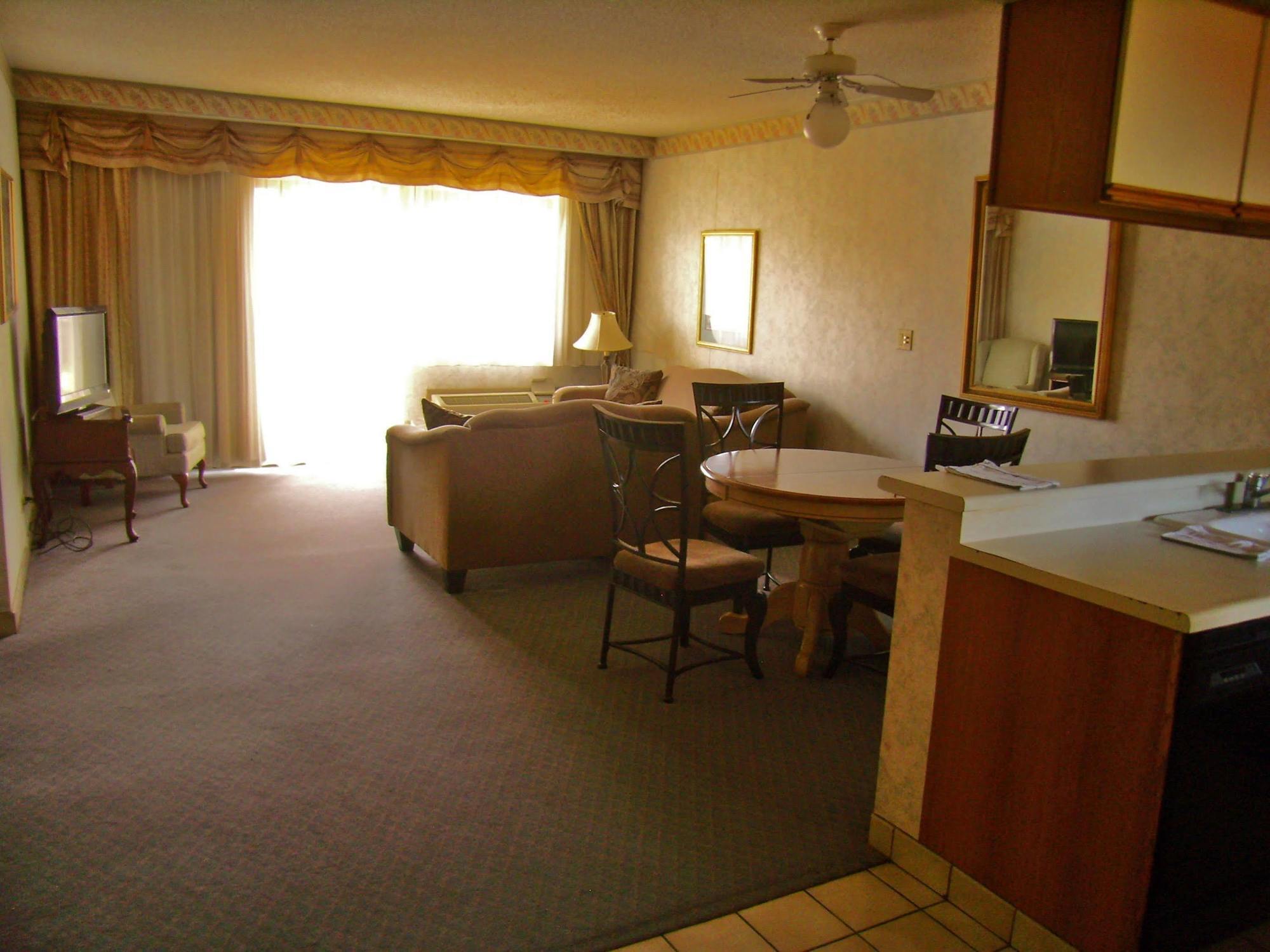 Guam Airport Hotel Tamuning Exterior foto